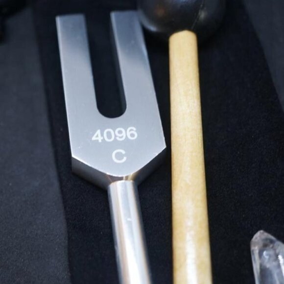4096hz Tuning Fork‎ - Picture 2 of 3